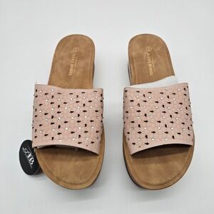 Alexis Bendel Paloma Blush Pink Studded Flower Wedge Sandals Size 9